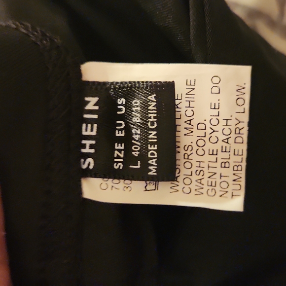 Active Wear Set - Picture 3 of 6